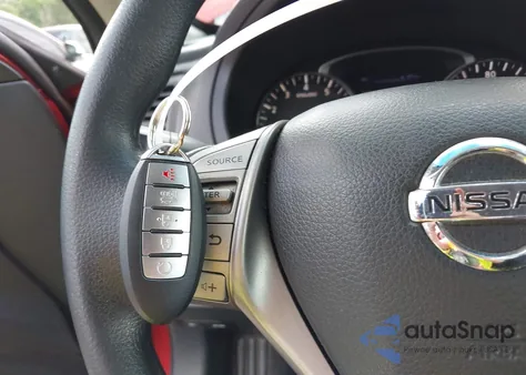 2015 Nissan Altima 2.5/2.5 S/2.5 Sl/2.5 Sv из США, поврежденный, VIN 1N4AL3AP7FC470242